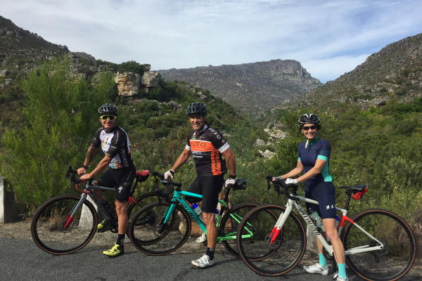 Bains Kloof Pass Threesome Road Cycle Tours